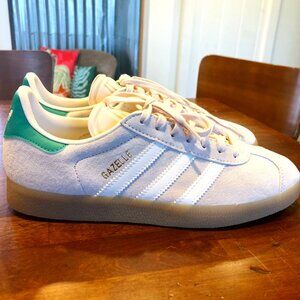 adidas Originals Gazelle WMN size 7 Wonder White / Cream White / Gum NWT  IF3235